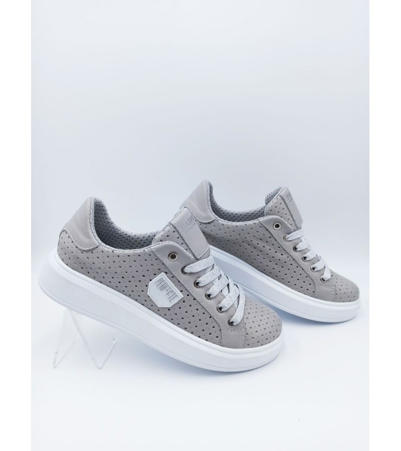 21-48 W Світло-сіріі (Літо, жіночі, Перфорована шкіра)