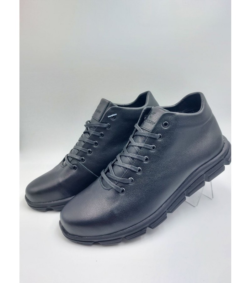 21-100 ВЕЛИКІ (46,47,48) Чорні (Чоловічі, Шкіра лицьова)